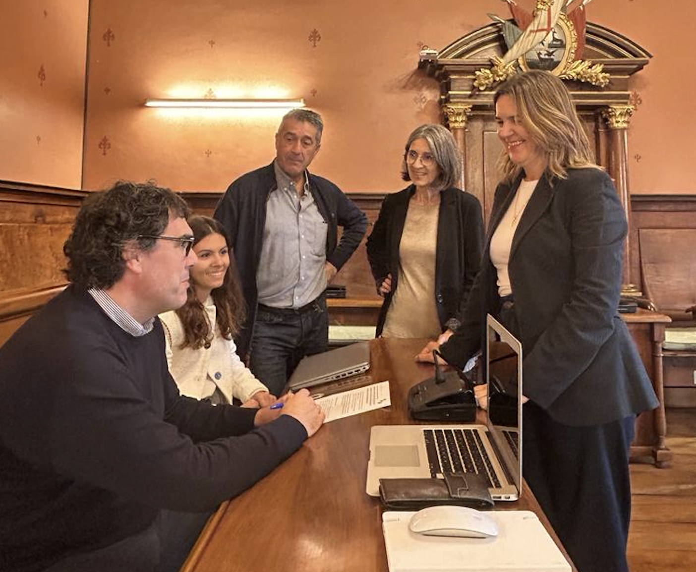 Oñati eta Elorregi artean autobus lanzaderak jartzea proposatu gura dio EAJk Aldundiari