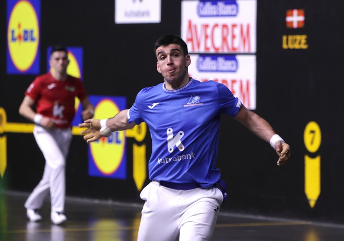 Ander Murua: "Nire aldeko apustua eskertzeko modua izan da txapela irabaztea"