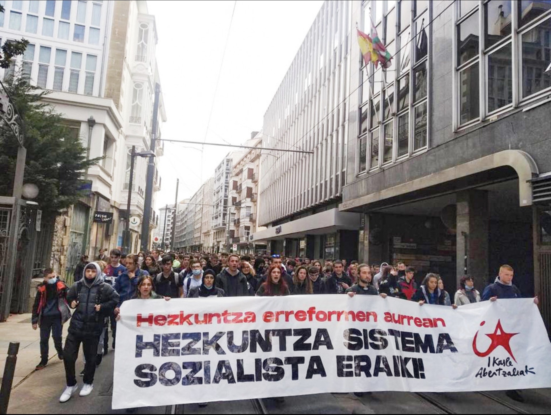 Ikasle Abertzaleak antolakundeak deitutako greba egunak eragina izan du eskualdean ere