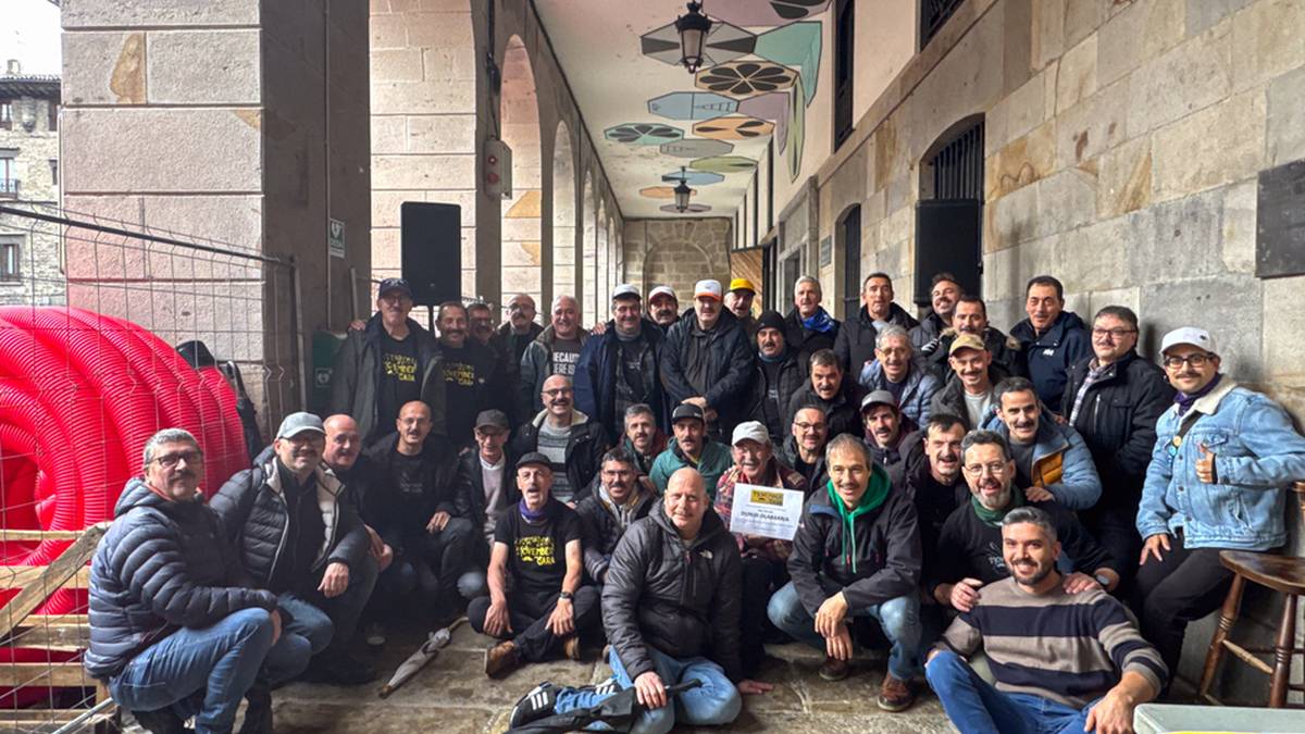 Bibote mozketa, enkantea eta kontzertuarekin agurtu dute aurtengo MovemBer Gara