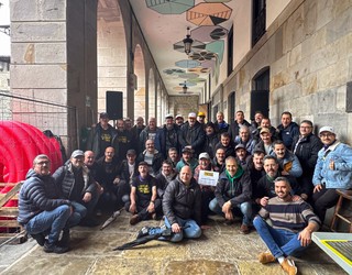 Bibote mozketa, enkantea eta kontzertuarekin agurtu dute aurtengo MovemBer Gara