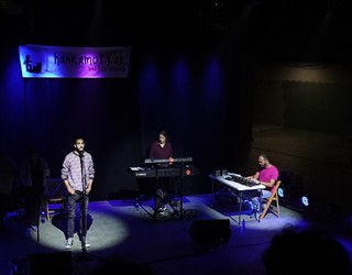 La Txamaren eta Bad Bunnyren doinuekin bertsotan