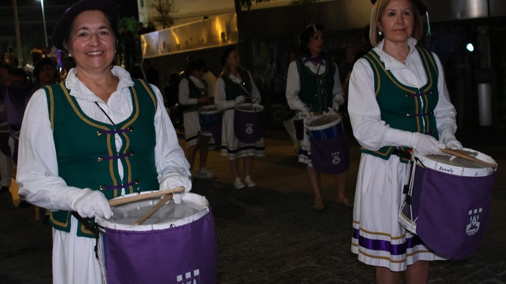 Helduen danborrada, argazkitan