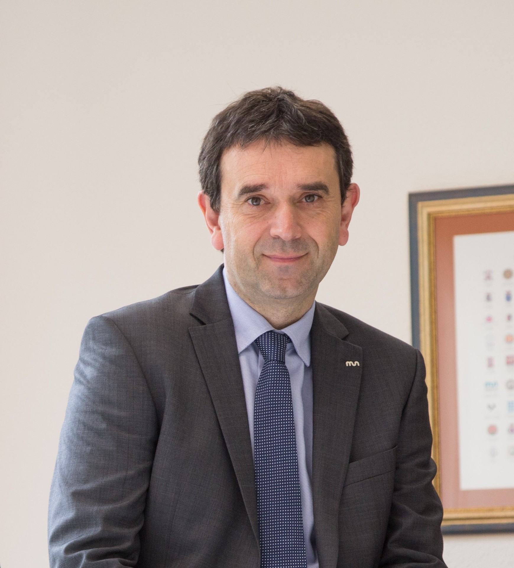 Vicente Atxa beste lau urterako hautatu dute Mondragon Unibertsitateko errektore