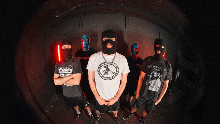 "Ahotsik ez dutenen bozgorailu izateko", Lee-Kore taldearen 'Zauriak' disko berria