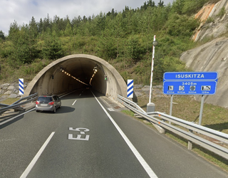 Bypass-a jarriko dute AP-1eko Isuskitzako tunelaren ebakuazio galerien lanak direla-eta