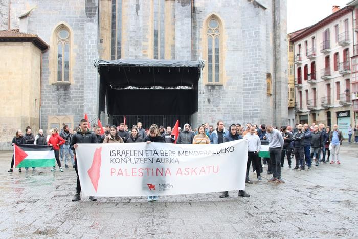 Palestinaren aldeko elkarretaratzeak egingo dituzte bihar