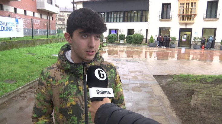 Kale inkesta: Erabiltzen duzu Spotify musika entzuteko?