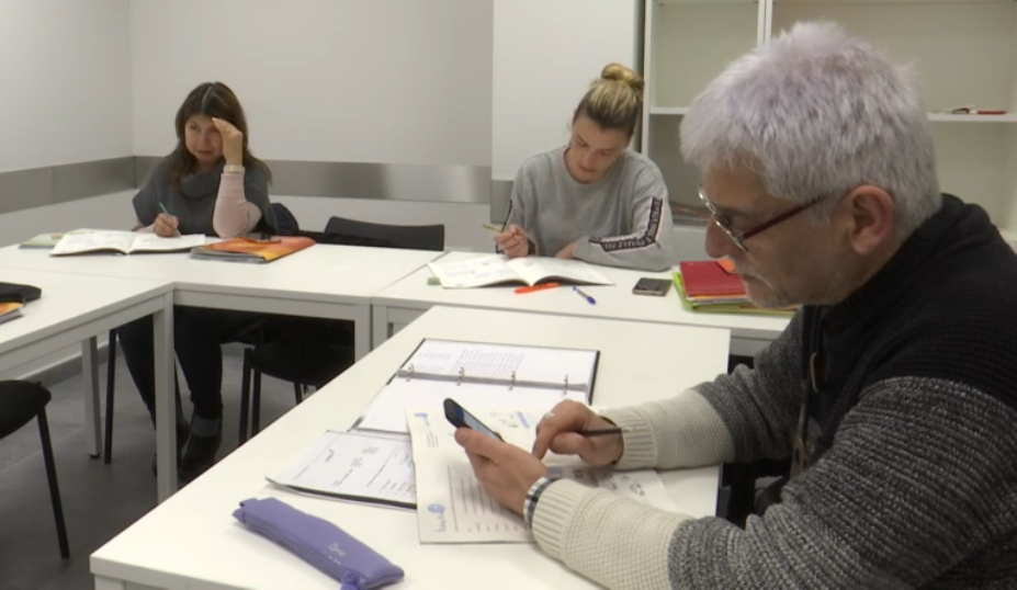 B2 mailara arteko ikasketak doakoak dira dagoeneko EAEn