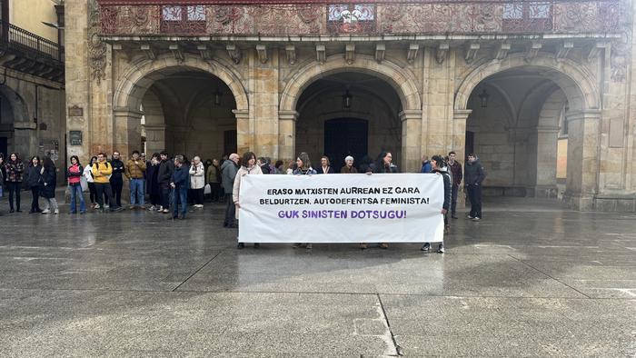 Epaitzen ari diren eraso matxistaren harira, elkarretaratzea egin dute