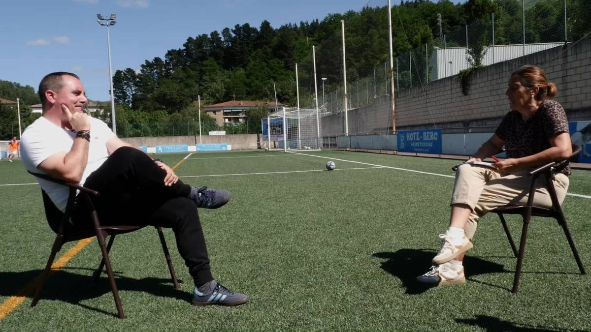 Unai Calzon: "gero arte" bat, futbolari