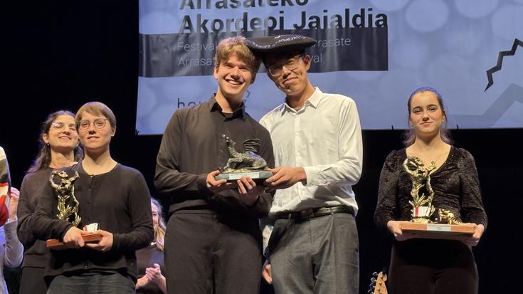 Vozbutas eta Wang, Arrasate Hiria akordeoi lehiaketako garaileak