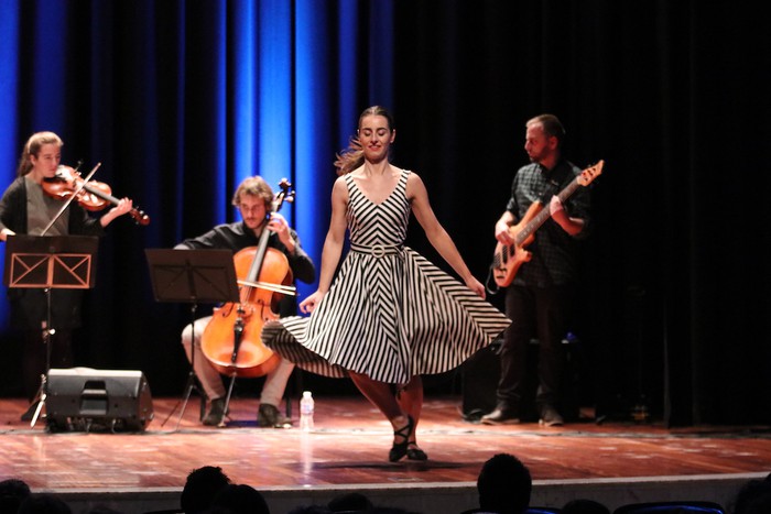 Ikusmina piztu du 'Garden' emanaldiak Oñatin - 23