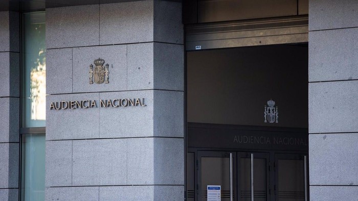 Hamalau iheslariri buruz galdetu dio Espainiako Auzitegi Nazionalak Venezuelari; tartean daude hiru debagoiendar