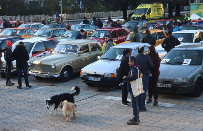 Auto zaharren topaketa solidarioa, bosgarrenez, zapatuan