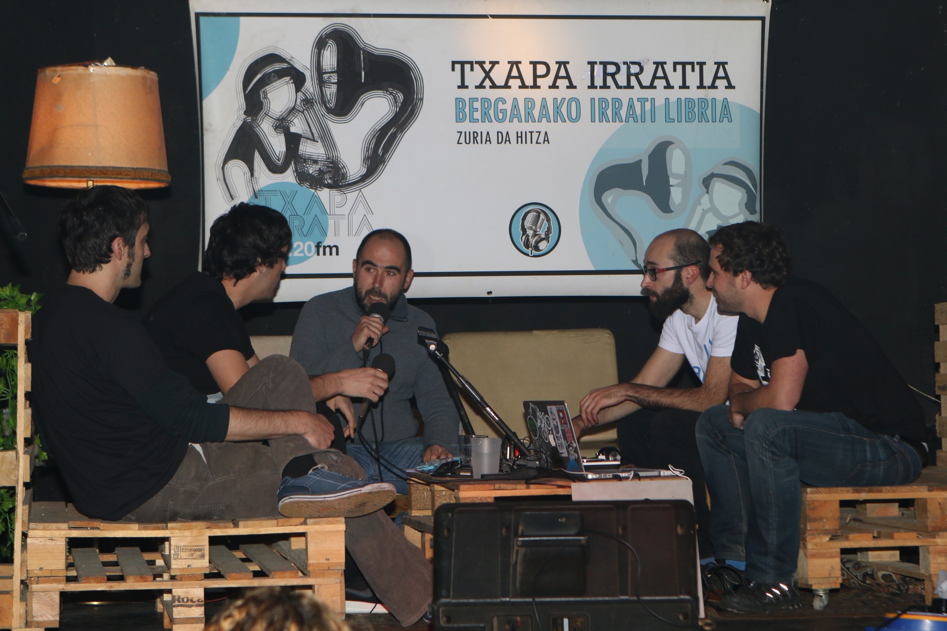 Txapa Irratiak programazio berria abian