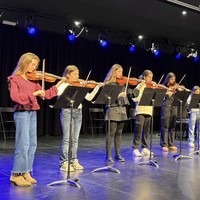 Arrasate Musikaleko biolin ikasleen saioa