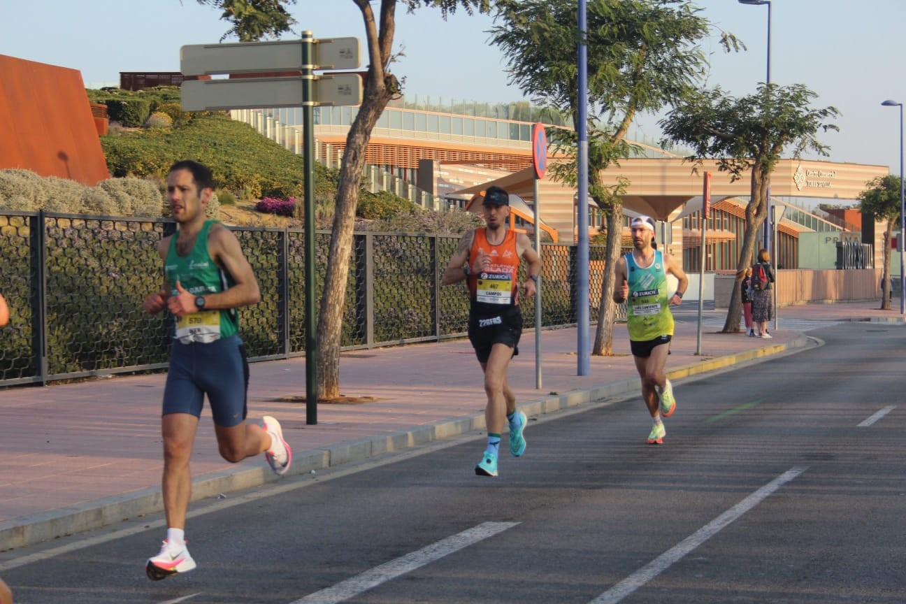 Iker Larreak bere markarik onena lortu du Sevillan