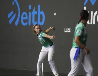Arrate Bergara, txapel barik
