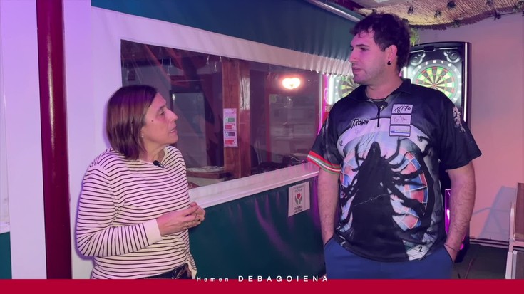 'Hemen Debagoiena': Antzuolako Munstroak dardolari taldea ezagutzen