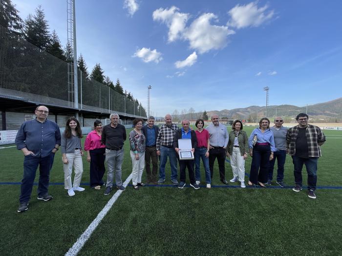 Aloña Mendi Kirol Elkartearen 75 urteotako lana aitortu du EAJk Oñati
