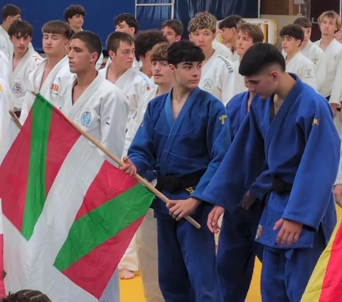 Desoreka Judo Klubak Toulouseko 5 Kontinente Txapelketan parte hartu du