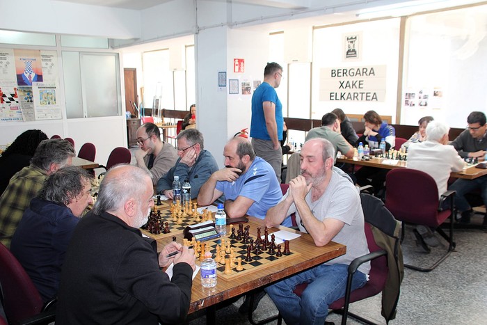Argiak eta itzalak Bergara Xake Elkartearentzat ligako azken jardunaldian