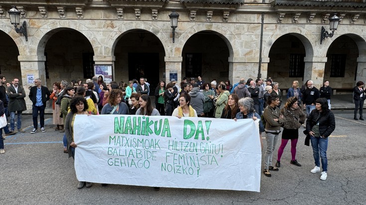 Indarkeria matxista "lehen mailako arazo sozial eta politikotzat" hartua izan dadin eskatu dute Bergaran