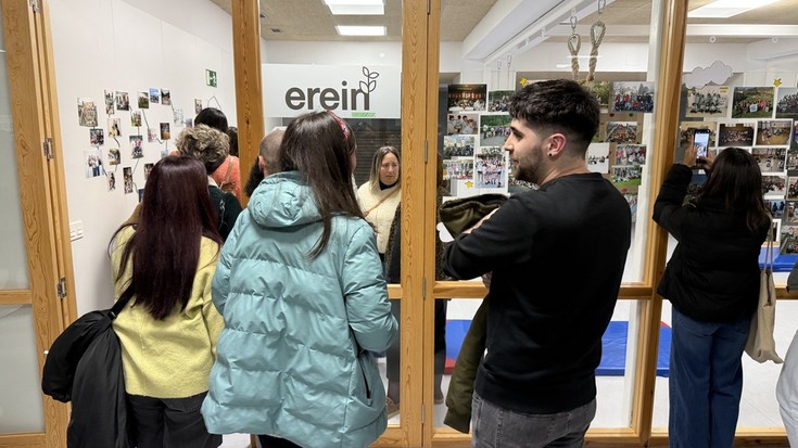 Elkar Heziko urteurren ekitaldia iruditan