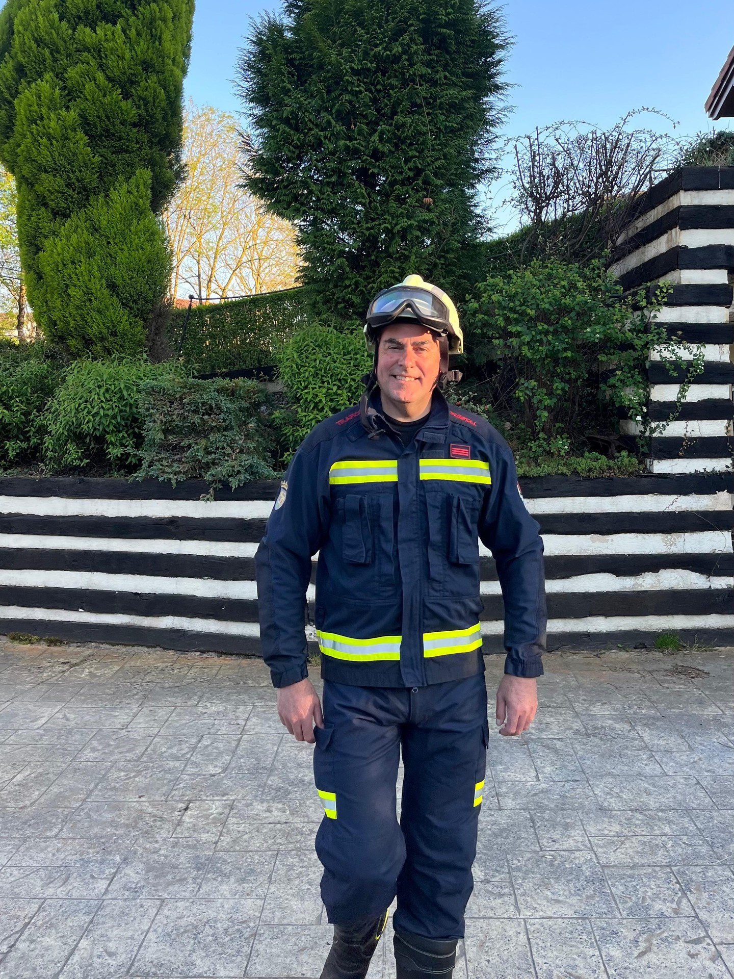 Joseba Beitia: "Kontuz kargatu behar dira gailu elektronikoak"