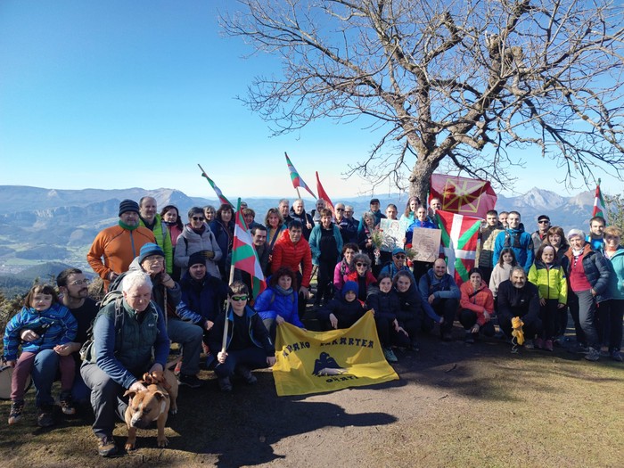 Zapatuan egin zuten aurtengo Arrano Eguna