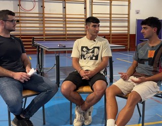 Bergara Mahai Tenisa taldea sortu dute