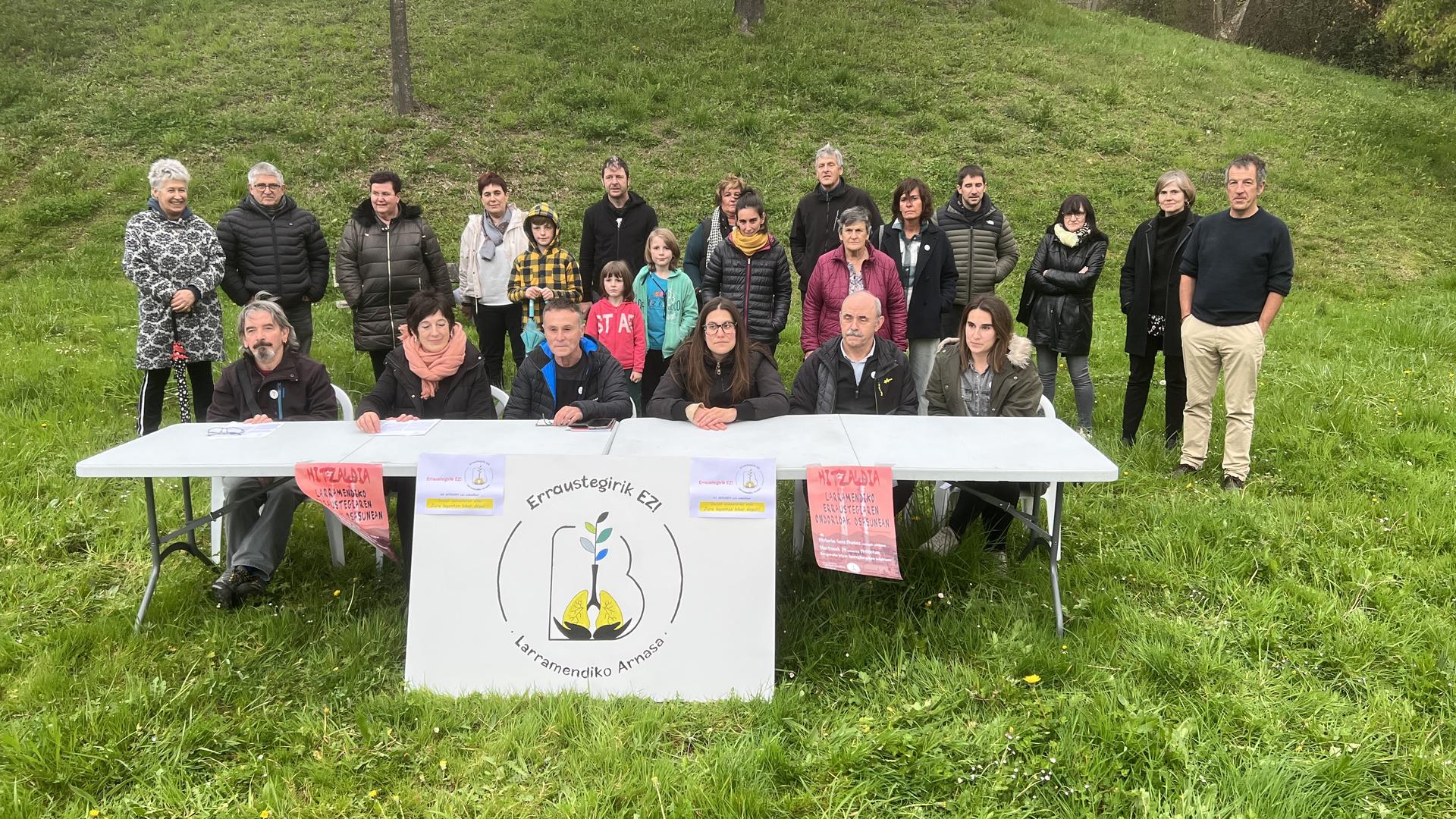 Larramendiko Arnasak bilera irekia egingo du gaur, Valogreene enpresa eraikitzekoa den plantarekin kezkatuta
