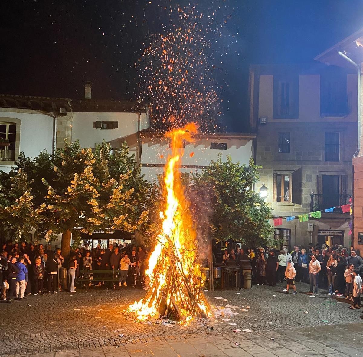 2008an jaiotako herritarrek piztuko dute San Juan sua