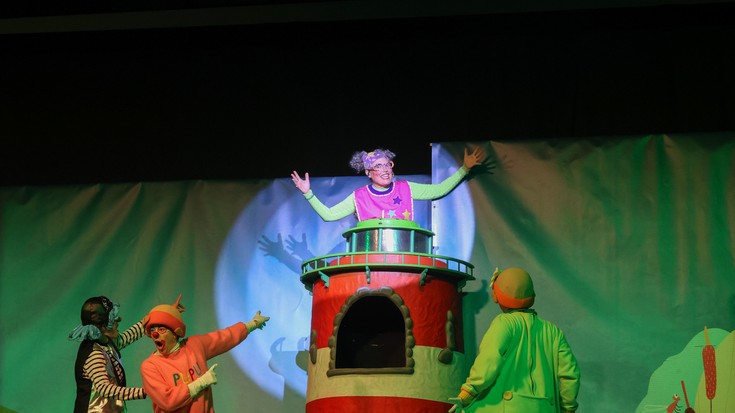 Zeruak dituen sekretu asko deskubritu zituzten atzo Eskoriatzan