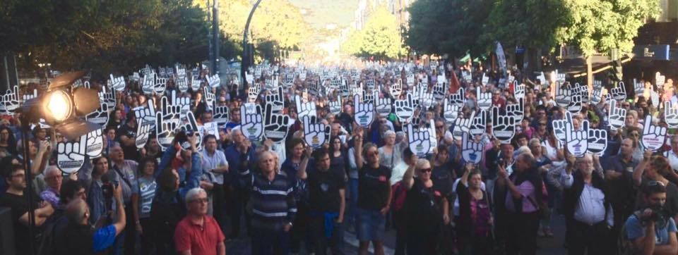 Gaixo larrixak etxera. 12.000 pertsonak salatu dogu giza eskubidien urraketa krudel hau Donostian! 
