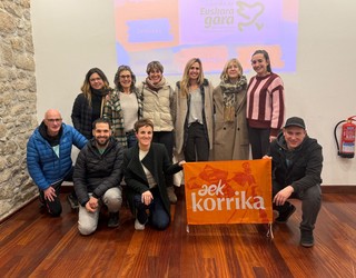 Antzuolako Korrika batzordea jarri da martxora begira