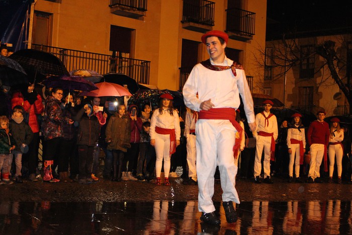 Euripean, baina bikain egin dituzte dantzak aurtengo kintoek - 23