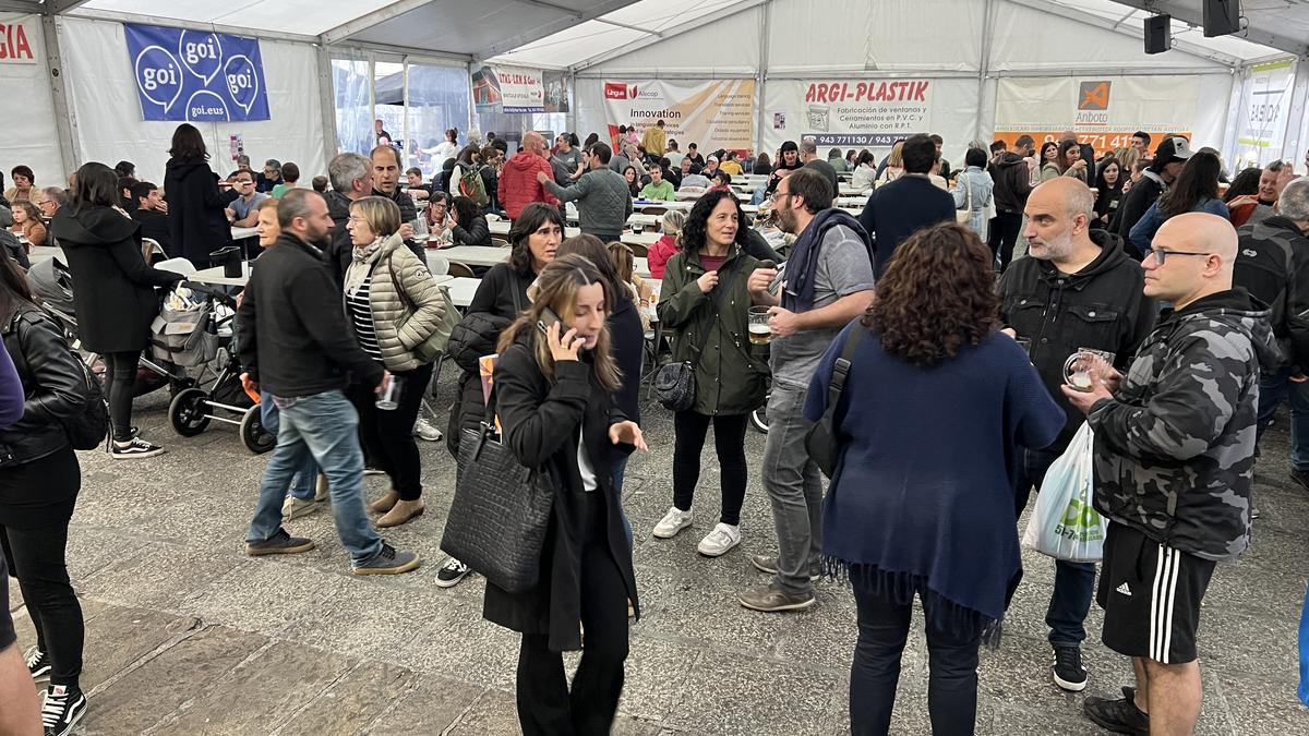 ARTk kezka adierazi du Mondrak "Garagardo Azokaren antzeko" ekimen bat antolatu duelako
