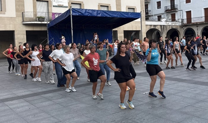 Erraldoien eta buruhandien konpartsak abiaraziko ditu San Migel jaiak