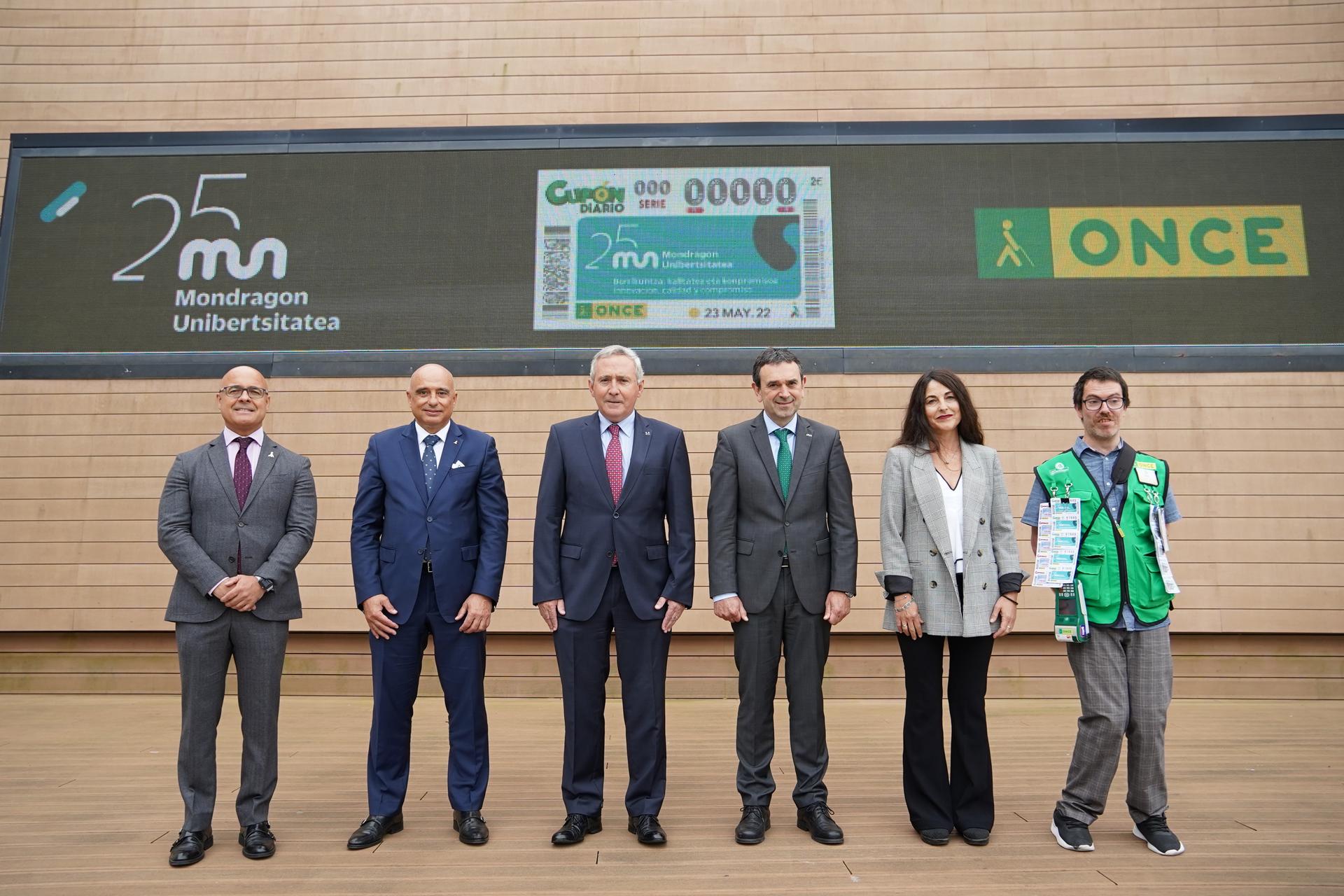 Mondragon Unibertsitatea ONCEren 5 milioi kupoitan