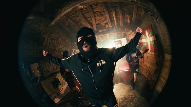 'GURS' kantua argitaratu du LeeKorek