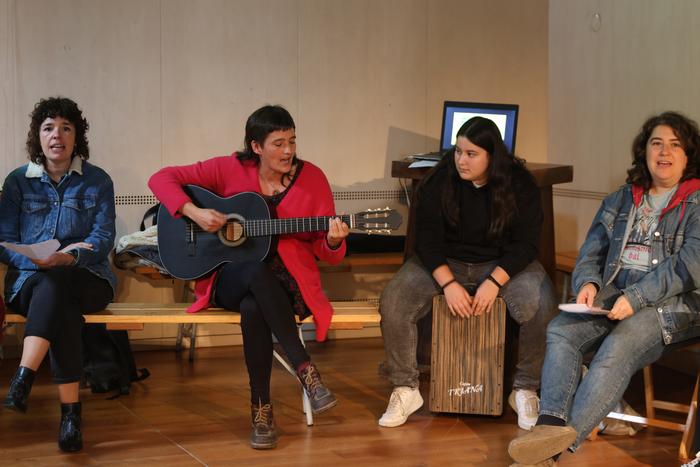 Indarkeria matxistaren kontra, musika eta hitzak