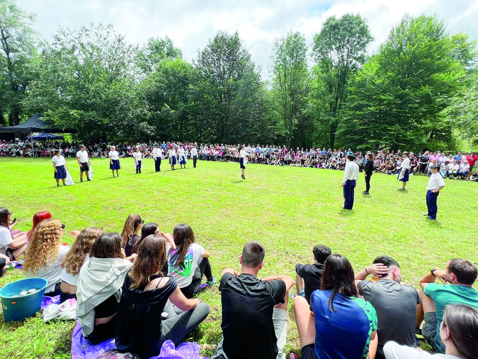 Sanmartzialgo erromeria domekan Bergaran, tradizio eguneratuari esker