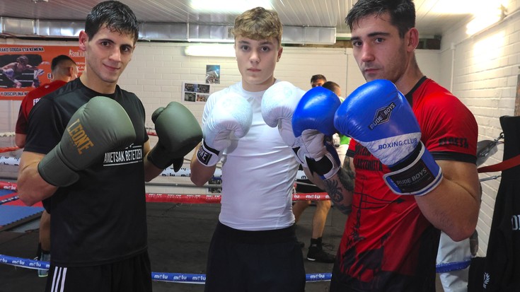 Etxeko laugarren jaialdirako gertu daude boxeolari bergararrak