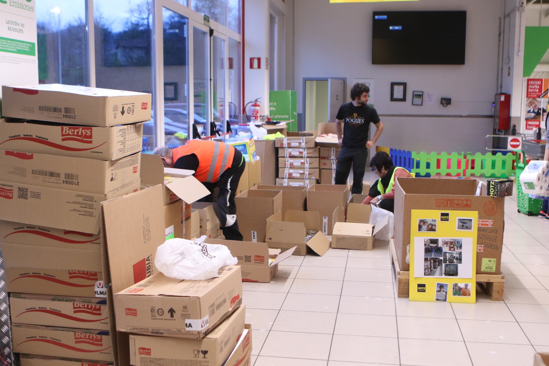 Hotz Oñatik emandako laguntza guztia eskertu nahi izan die oñatiarrei