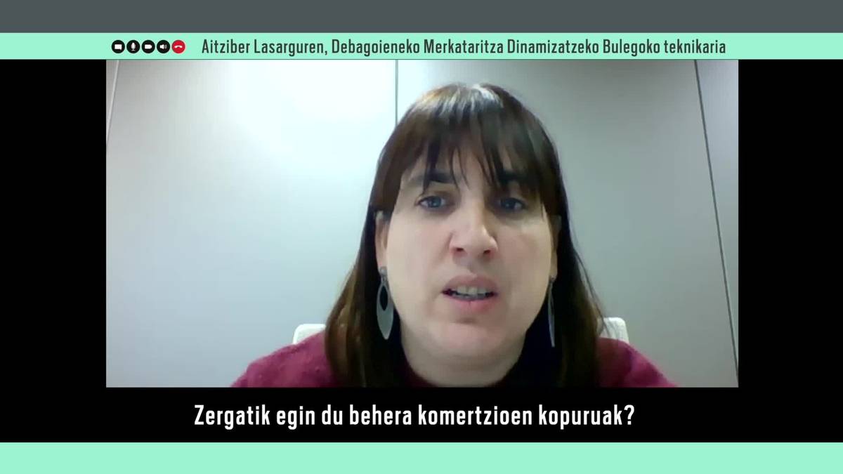 Aitziber Lasarguren: "Dendak isteak askotariko inplikazioak ditu kaleen itxura fisikoan, ekonomian eta gizartean"