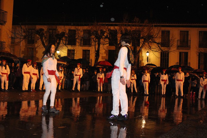 Euripean, baina bikain egin dituzte dantzak aurtengo kintoek - 13