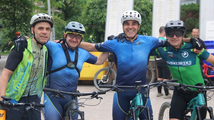 170 txirrindulari ari dira Mondranbike martxaz gozatzen
