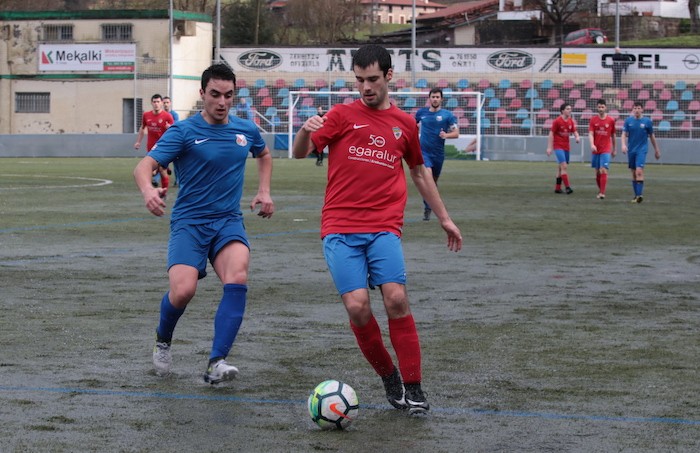 Hilaren 14an hasiko ditu entrenamenduak Aloña Mendiko erregional preferente taldeak
